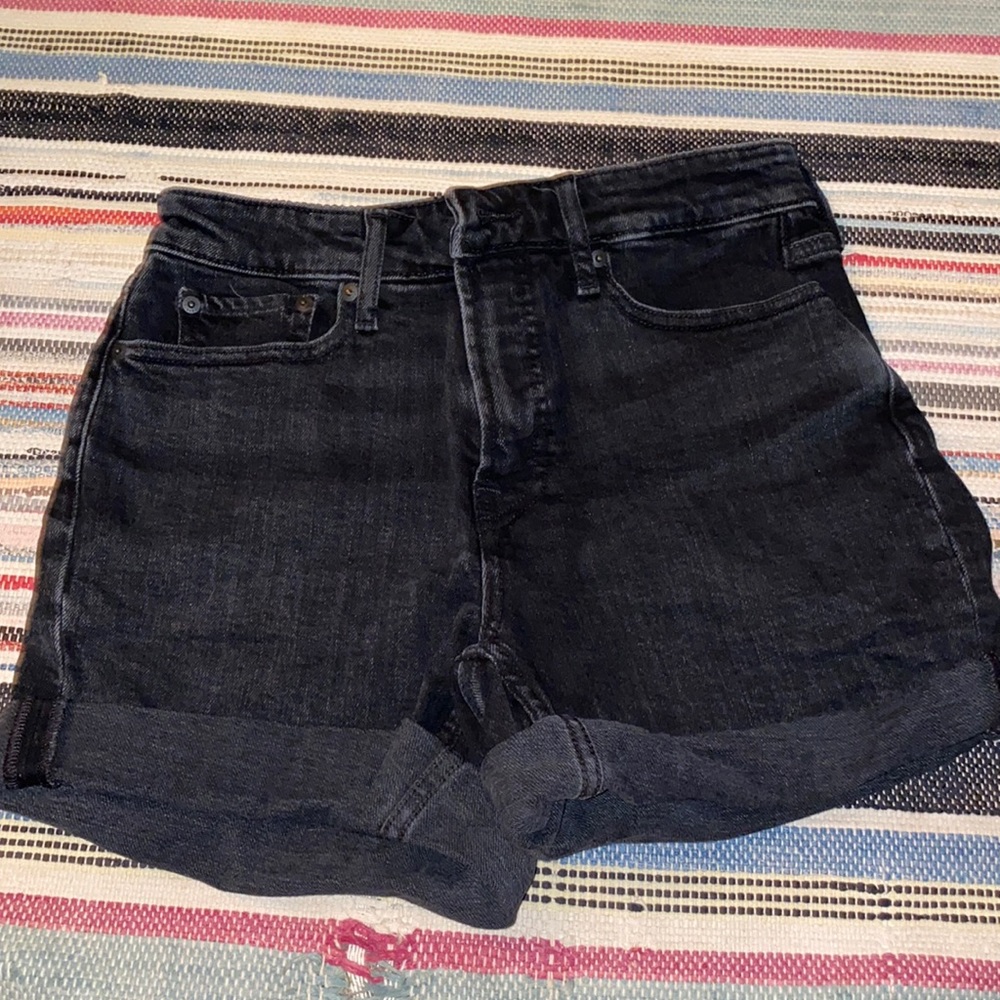 Never worn black shorts!